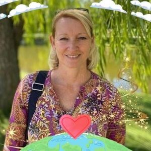 Meet your Posher, Laurence